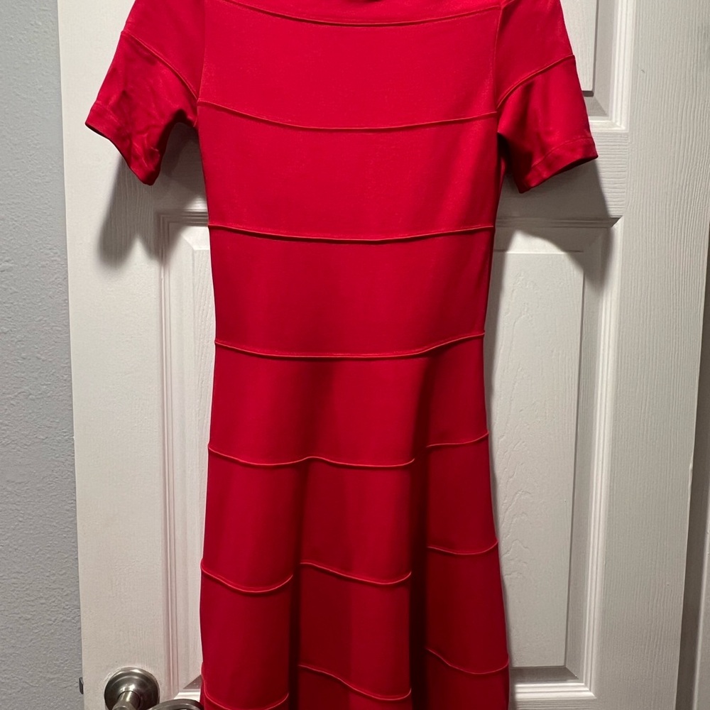 Zara Basic Red Short Sleeved Dress, Seam Detail, Size Small